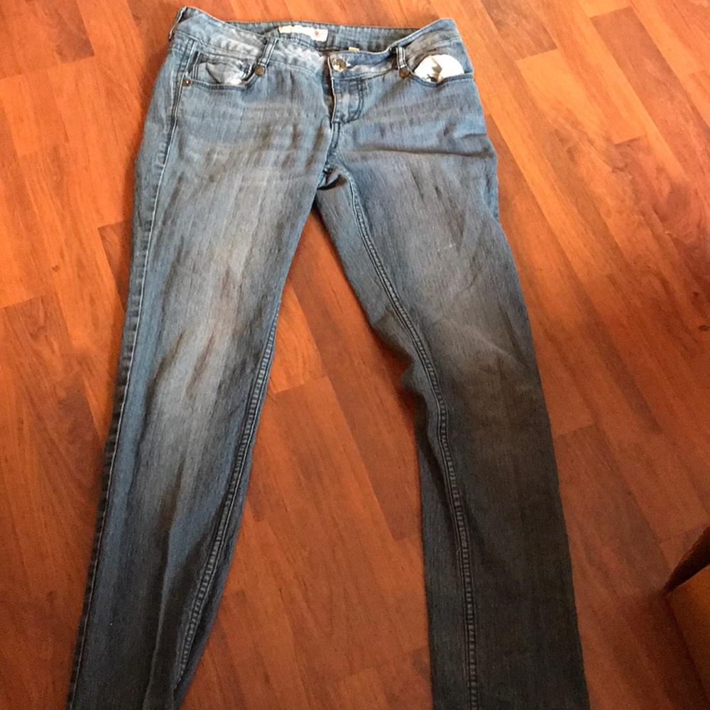 Jeans